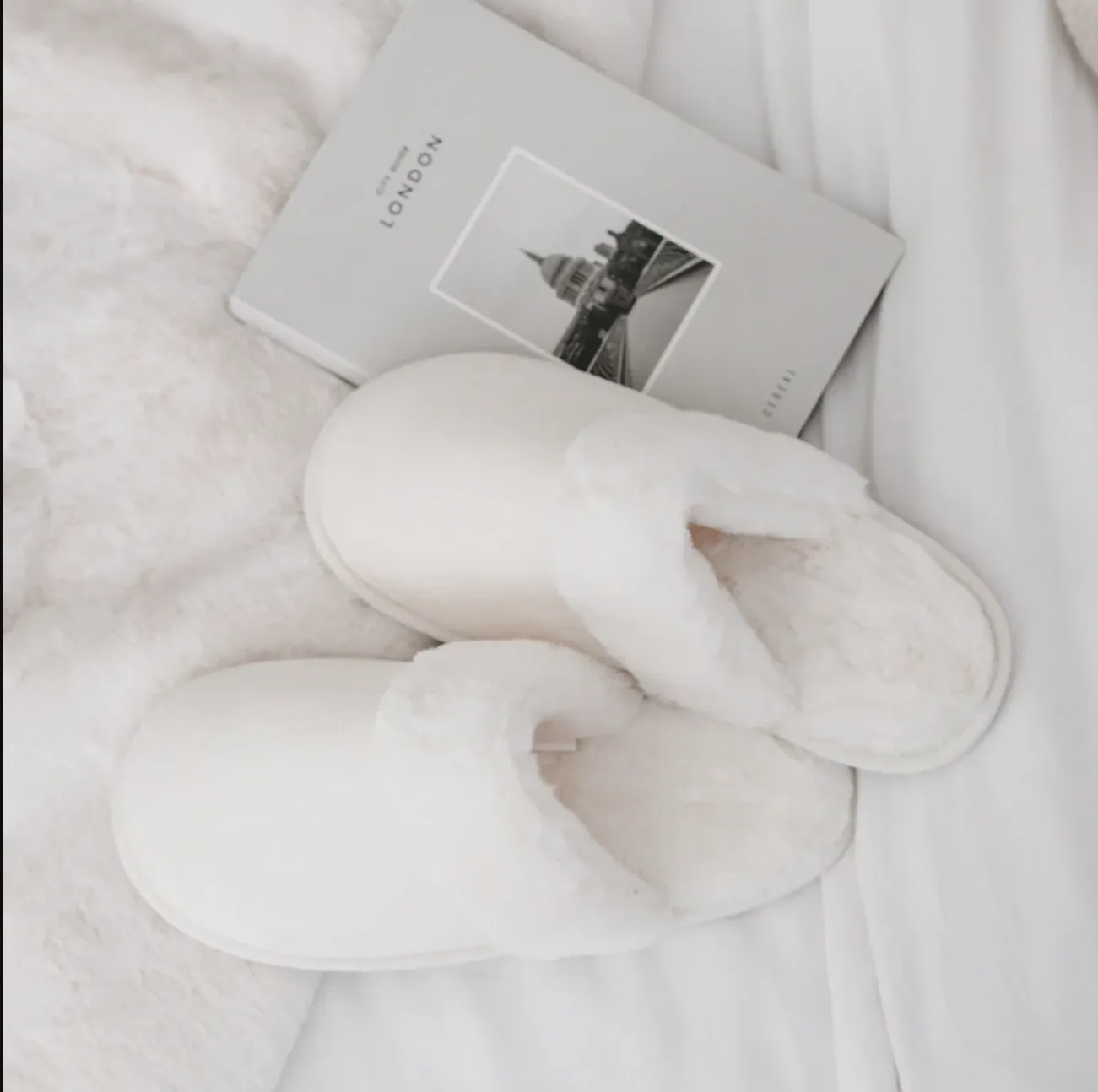 Arctic Hare Grand Faux Fur Slippers