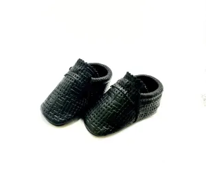 Black - Raffia Moccs