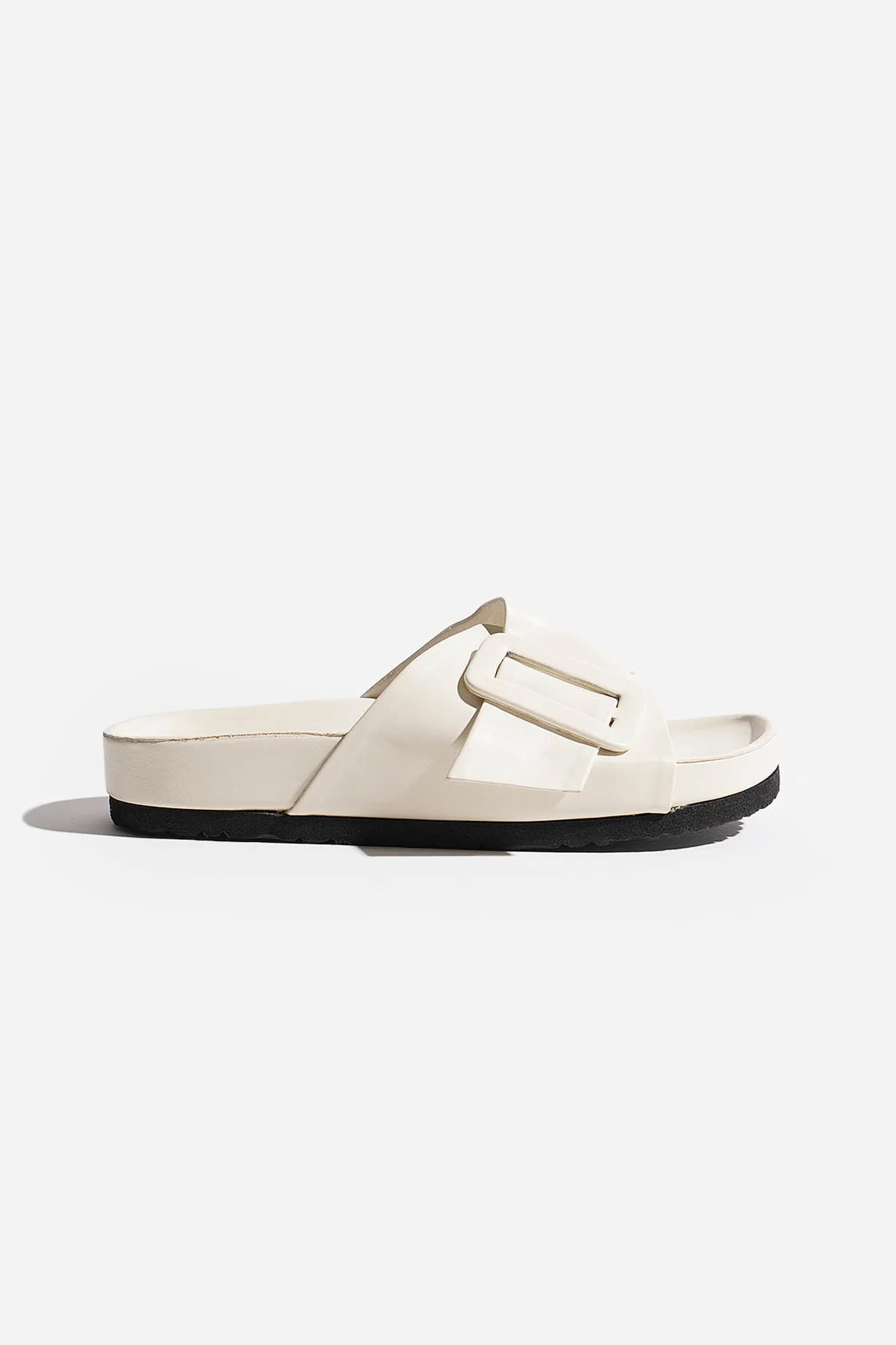 Buckle Strap Round Toe Sliders