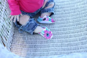 Floral Dot Moccs