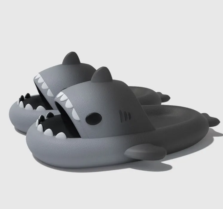 Gradient Shark Slippers 4cm Thick Bottom