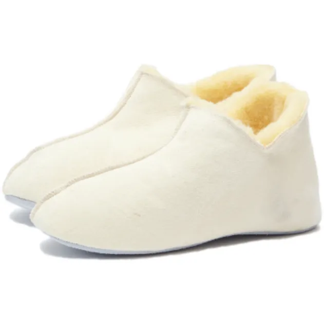 Henrik Slipper, Ivory