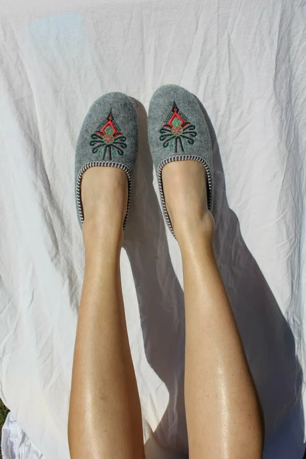 Highlander Felt Slippers