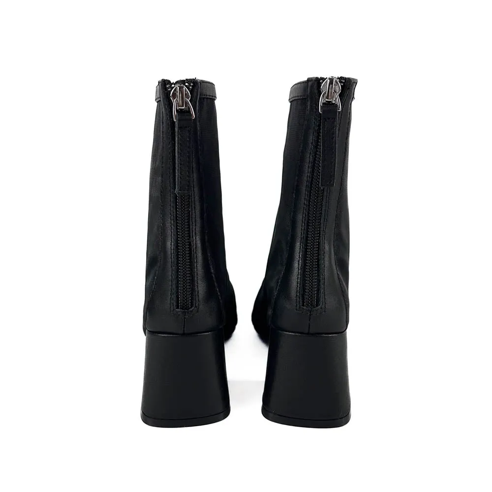 Intentionally Blank - Century (Black Leather Mesh)