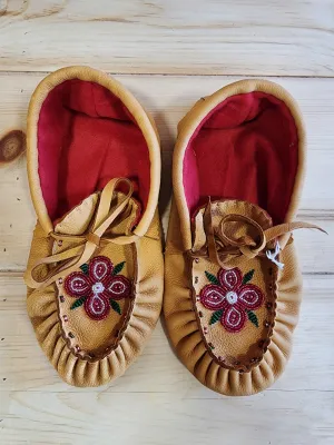 Leather Moccasins - Size 7 (U.S.) - with Beaded Flower Design
