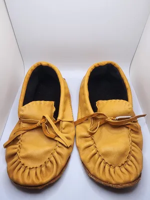 Leather Moccasins - Size 8(U.S) - Plain