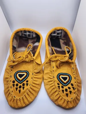 Leather Moccasins - Size 9(U.S.) - with Beaded Bearpaw Design
