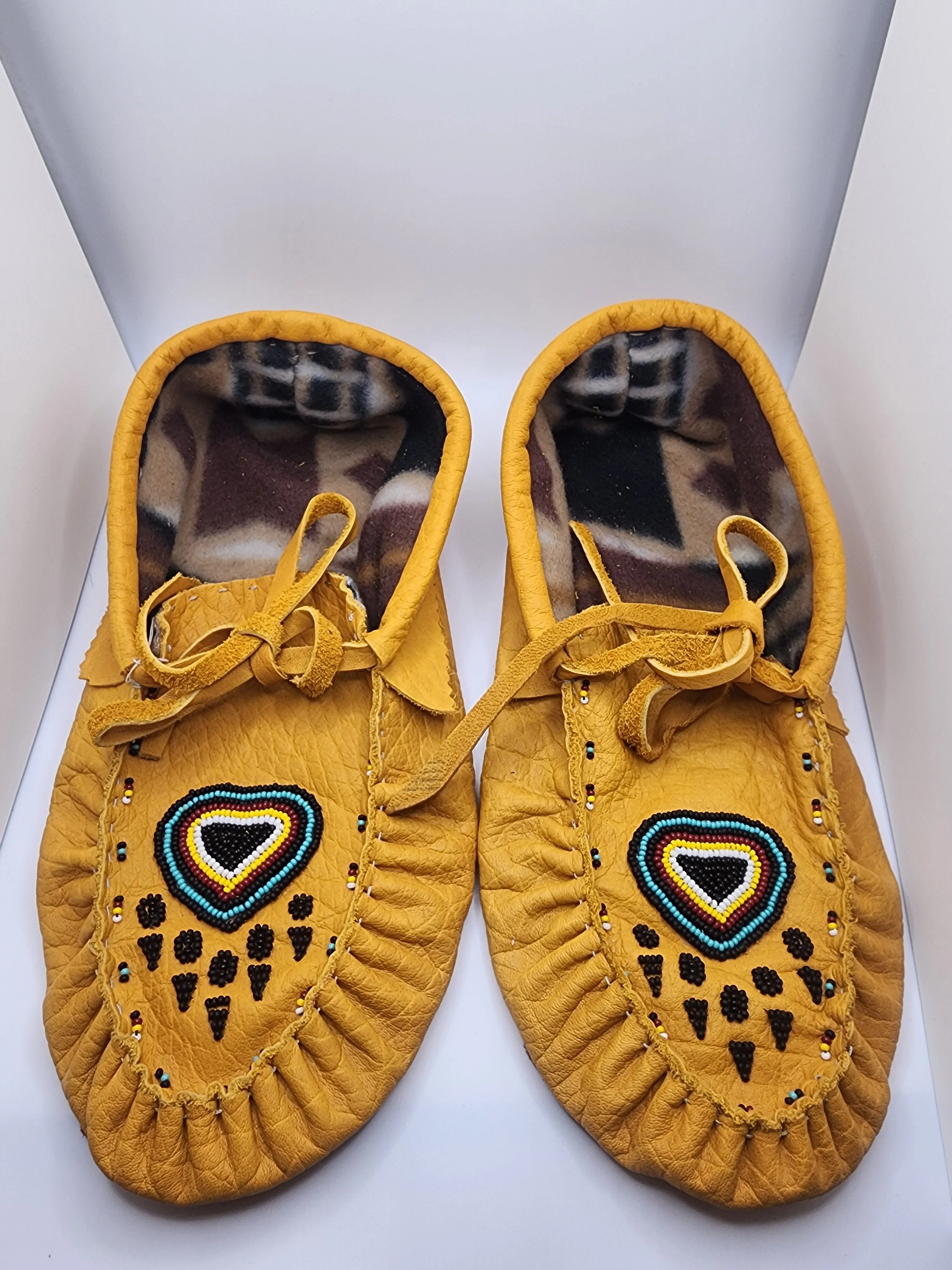 Leather Moccasins - Size 9(U.S.) - with Beaded Bearpaw Design