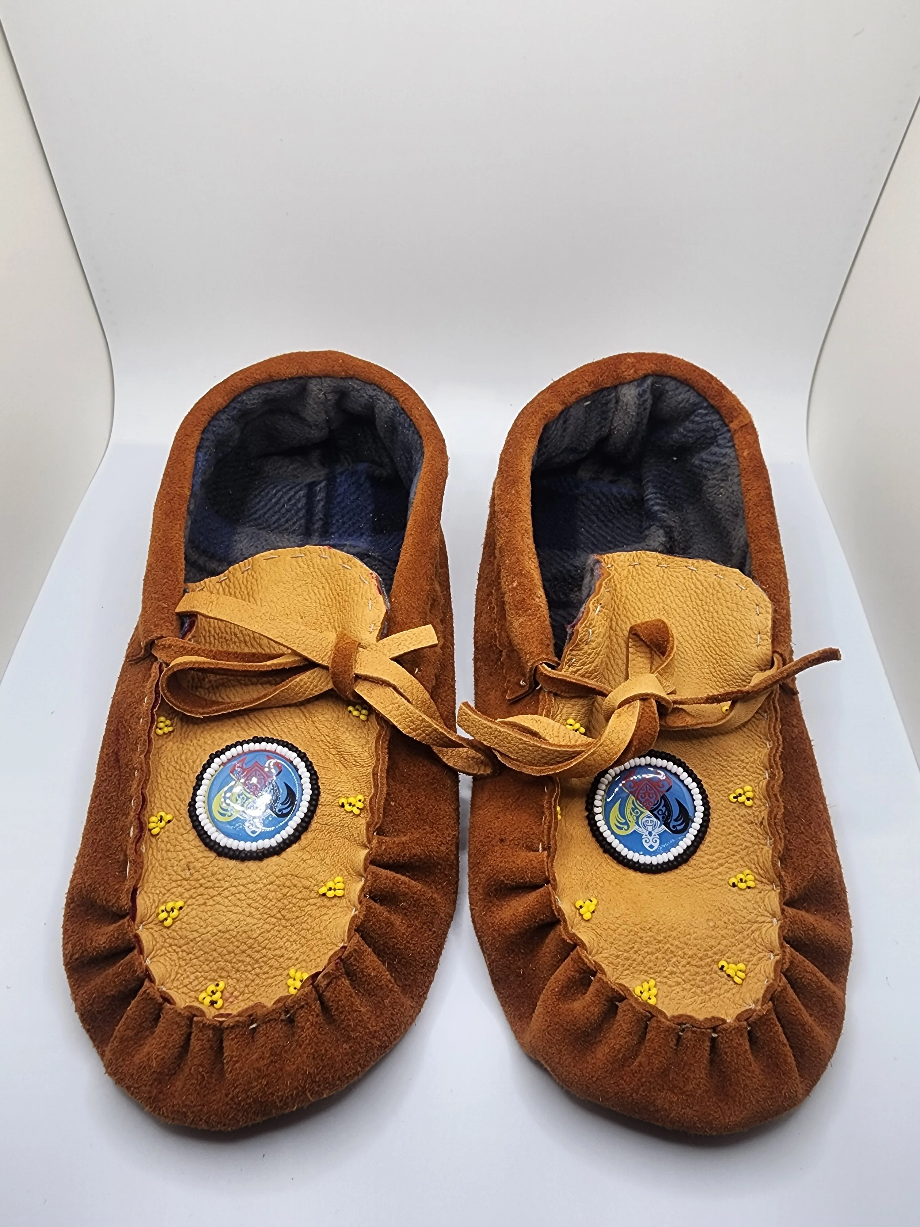 Leather Seude Moccasins - Size 6(U.S.) - with Pendant and Beaded Outline