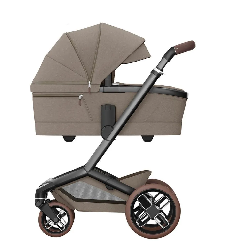 MAXI COSI FAME 9 Piece Travel System with Pebble 360 Pro2 Car Seat and FamilyFix 360 Pro ISOFIX Car Seat Base - Twillic Truffle (Brown Wheels)