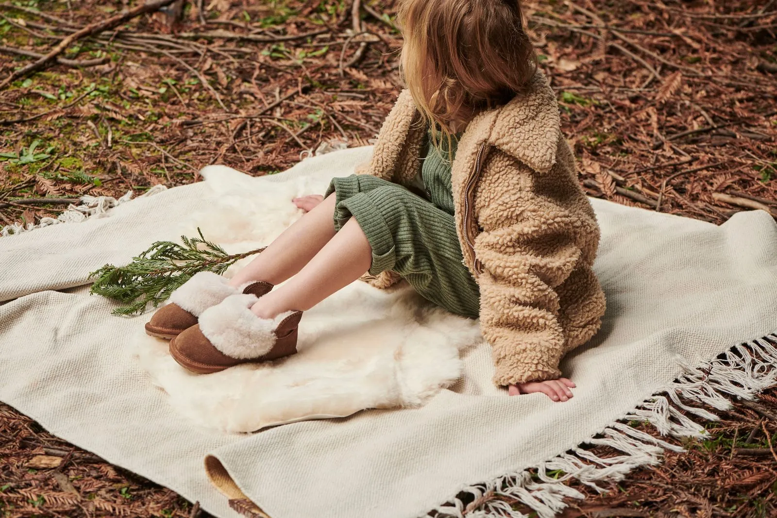 Mintaro Kids Chestnut Slippers