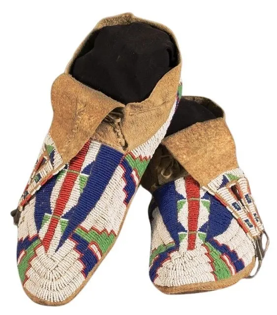 Native American Style Handmade Beaded Powwow Dance Moccasin PMC769
