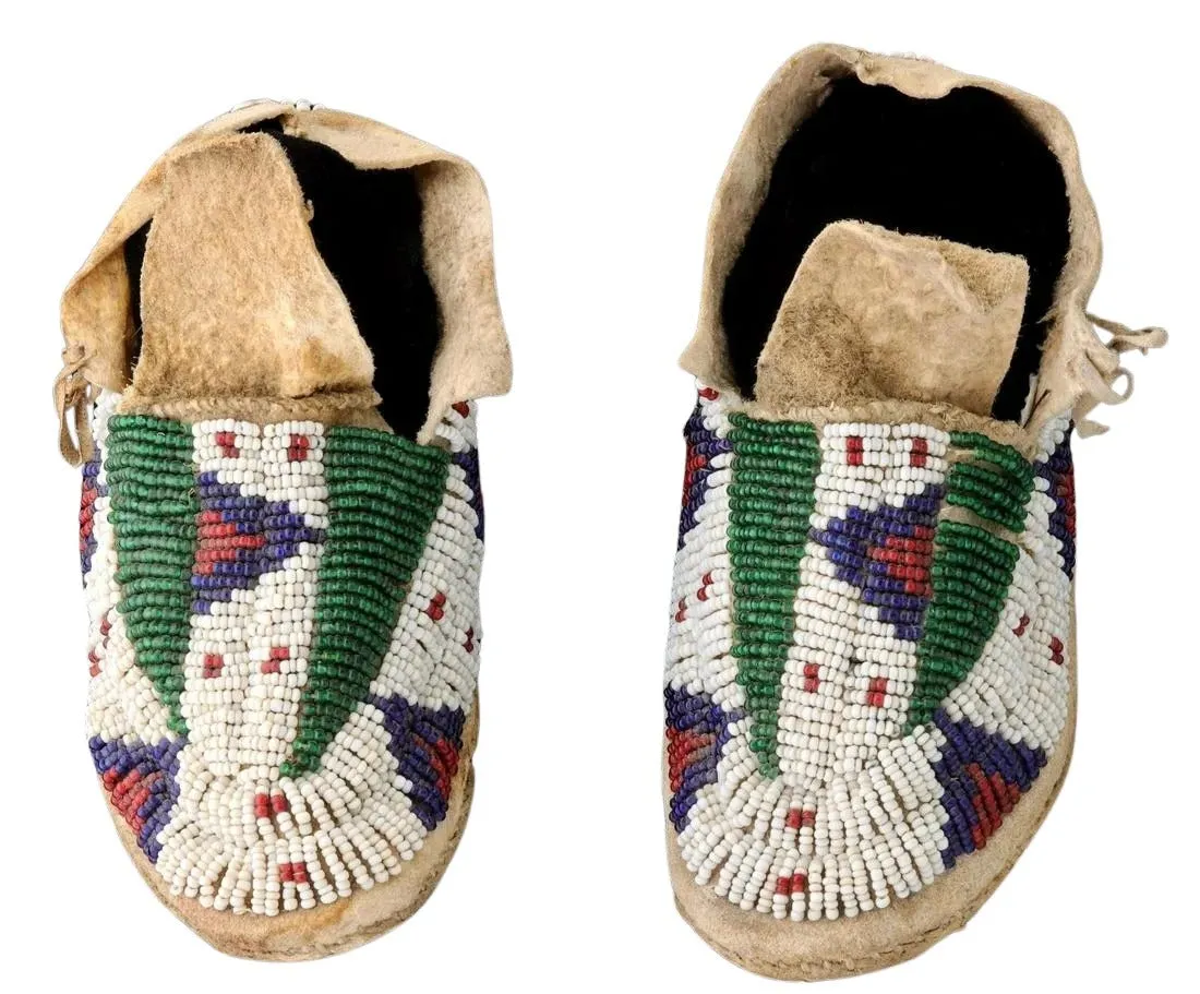 Native American Style Handmade Beaded Powwow Dance Moccasin PMC826