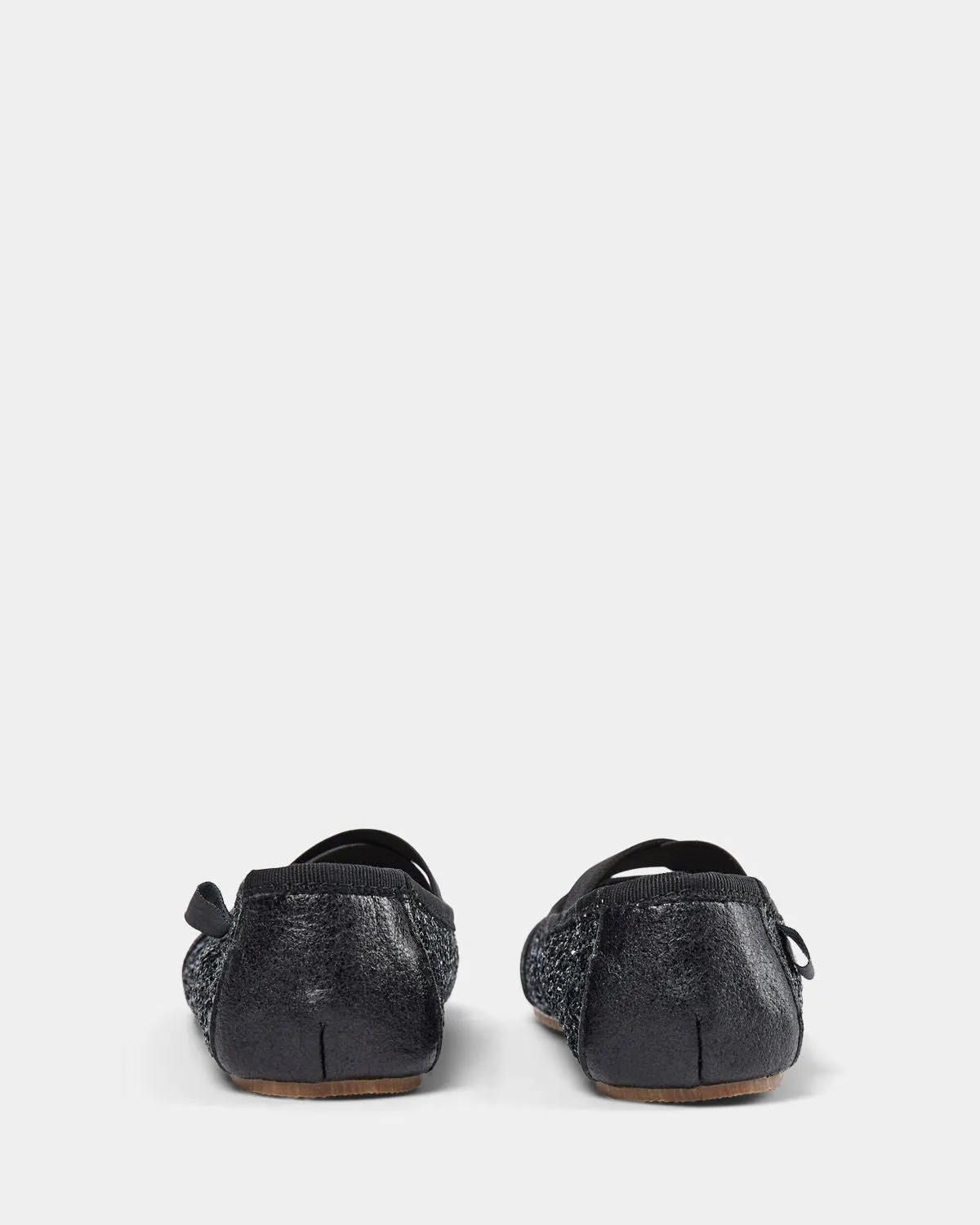 NeliaSK Indoor Shoe - Black