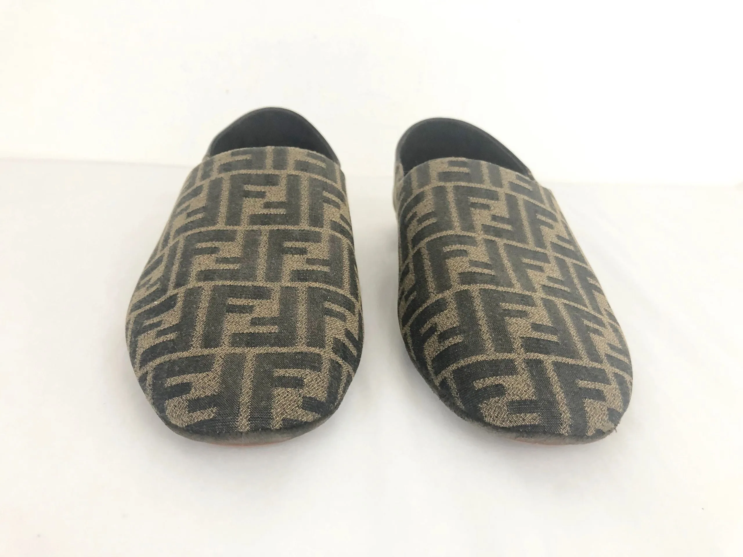 NEW Men's Fendi Ff Logo Slippers Size 12 Us