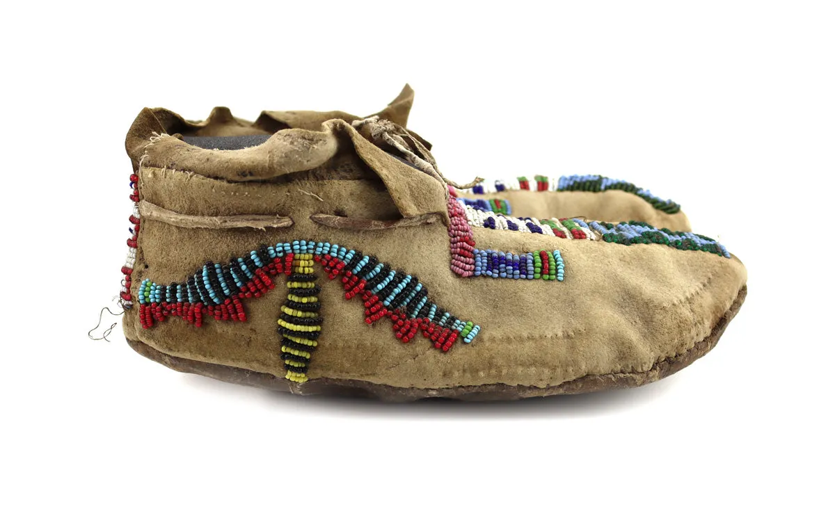 Northern Plains Beaded Leather Moccasins c. 1890s, 3.5" x 8" x 3.5" (DW1297)