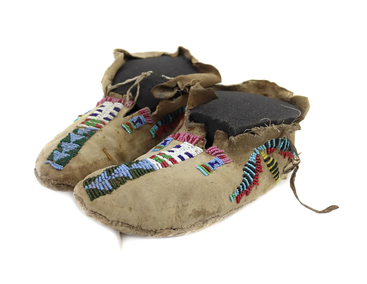 Northern Plains Beaded Leather Moccasins c. 1890s, 3.5" x 8" x 3.5" (DW1297)