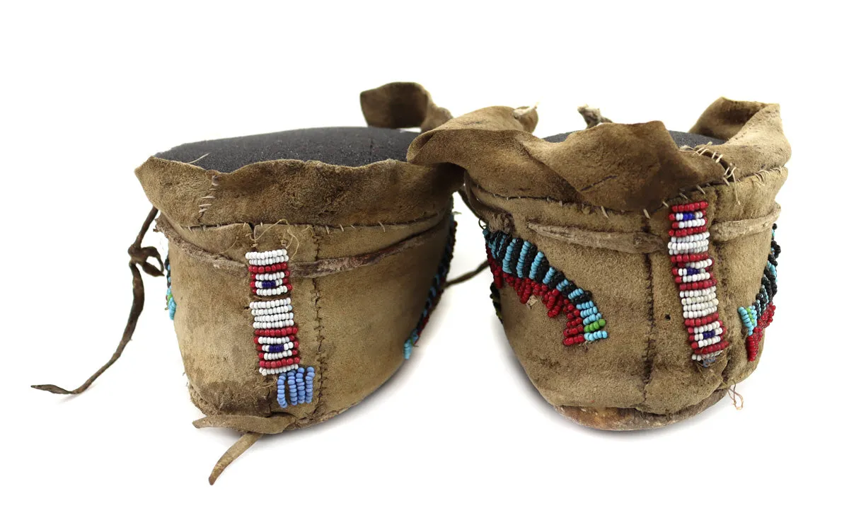 Northern Plains Beaded Leather Moccasins c. 1890s, 3.5" x 8" x 3.5" (DW1297)