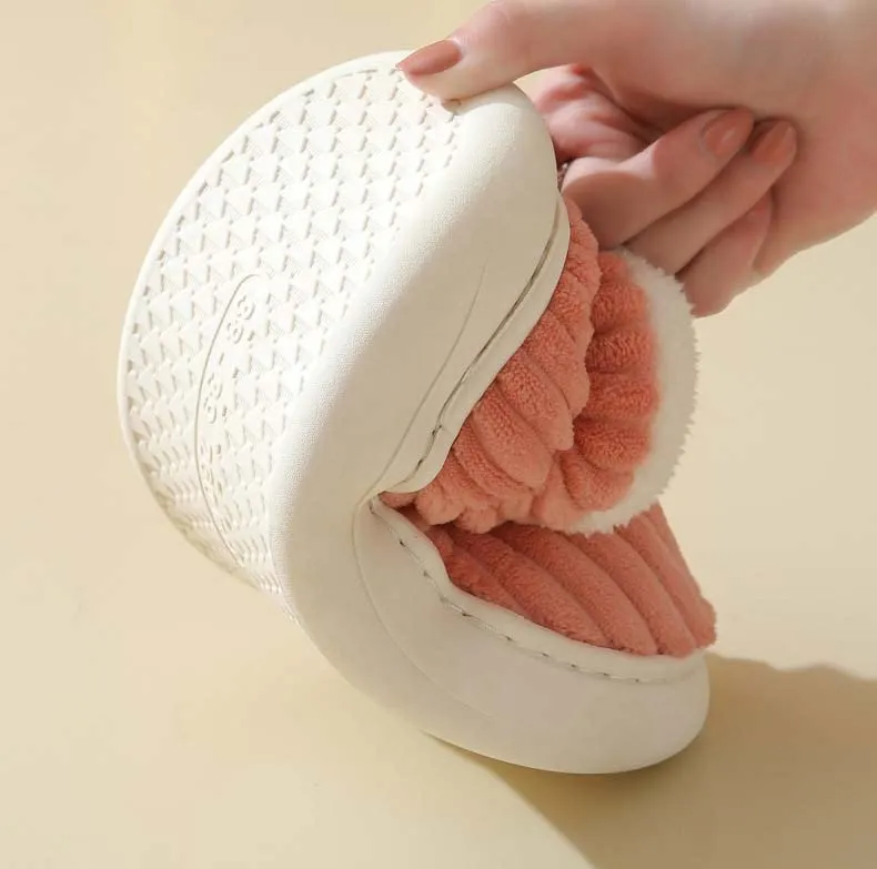 Plush Unisex Bootie Slippers with Memory Foam and Anti-Slip Soles