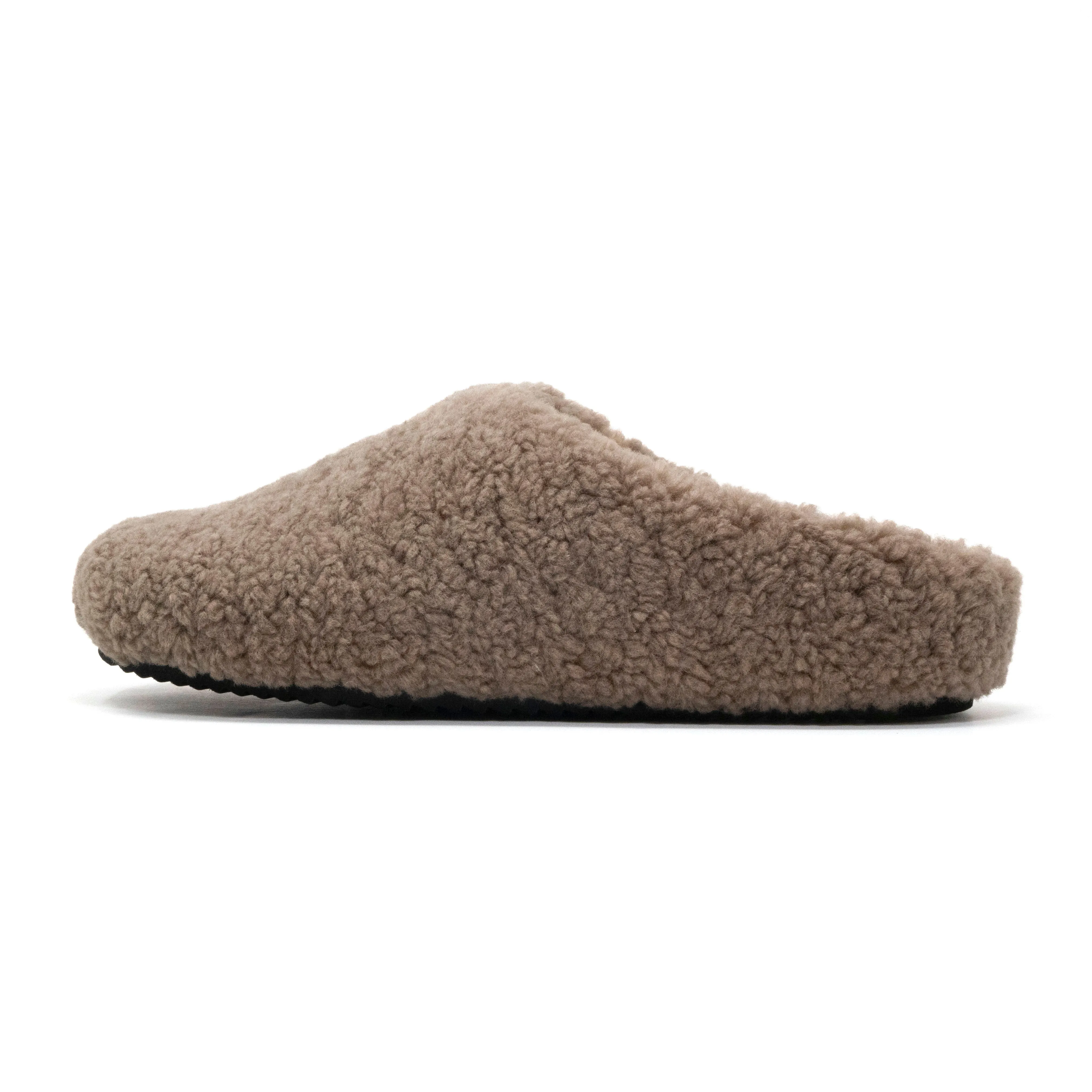 ROAM FUZZY CLOG OAT FAUX SHEARLING
