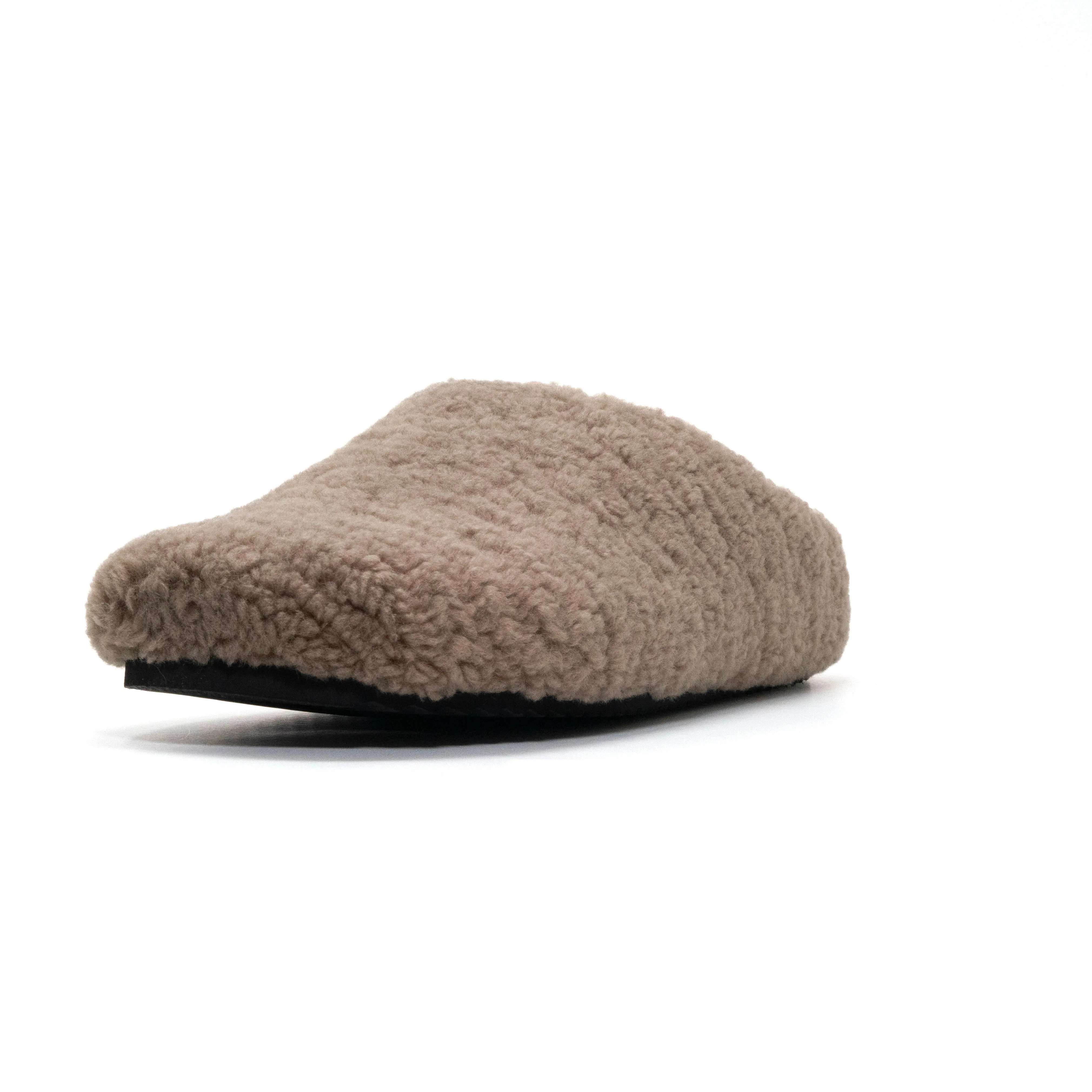 ROAM FUZZY CLOG OAT FAUX SHEARLING