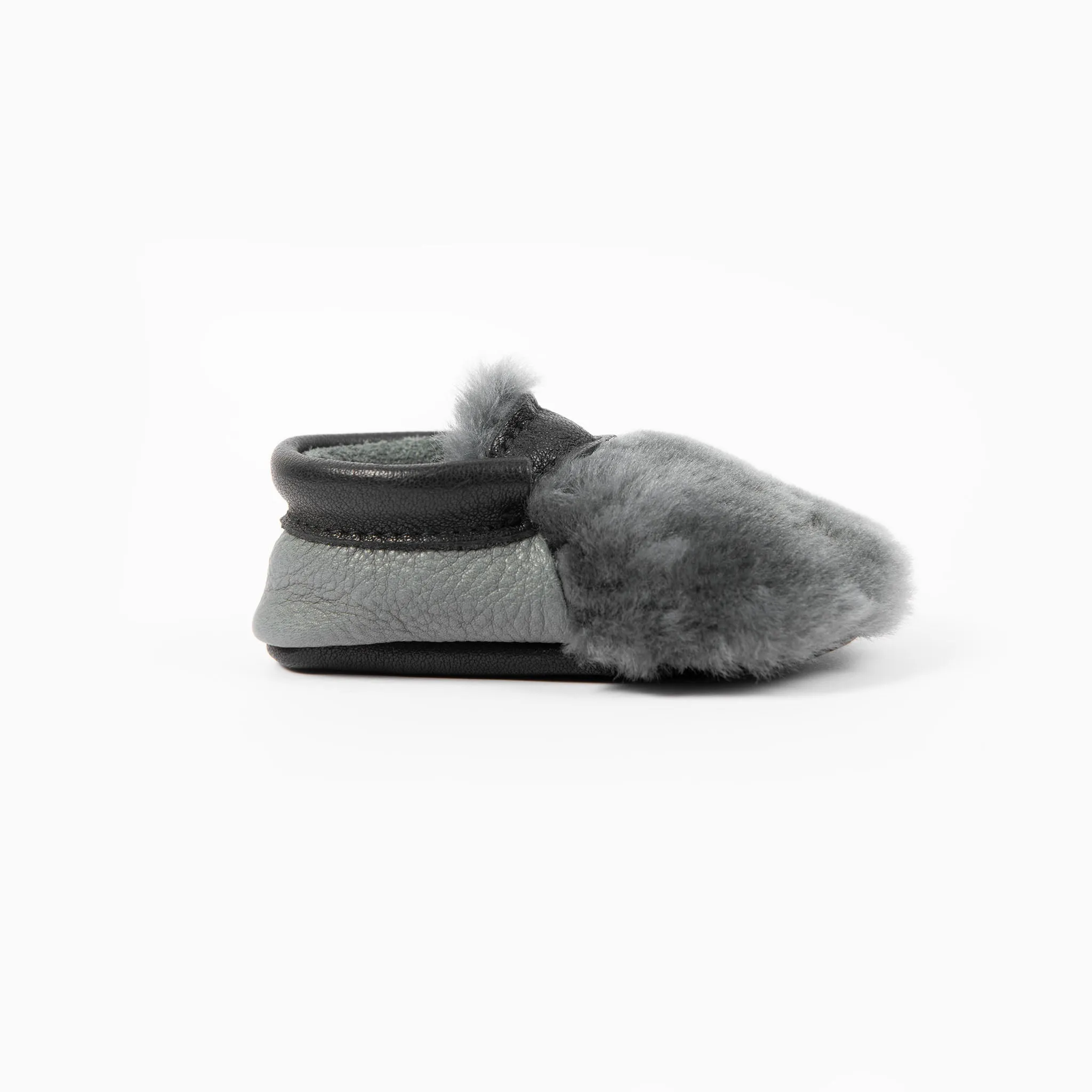 SLATE/BLACK YETI MOCCASINS
