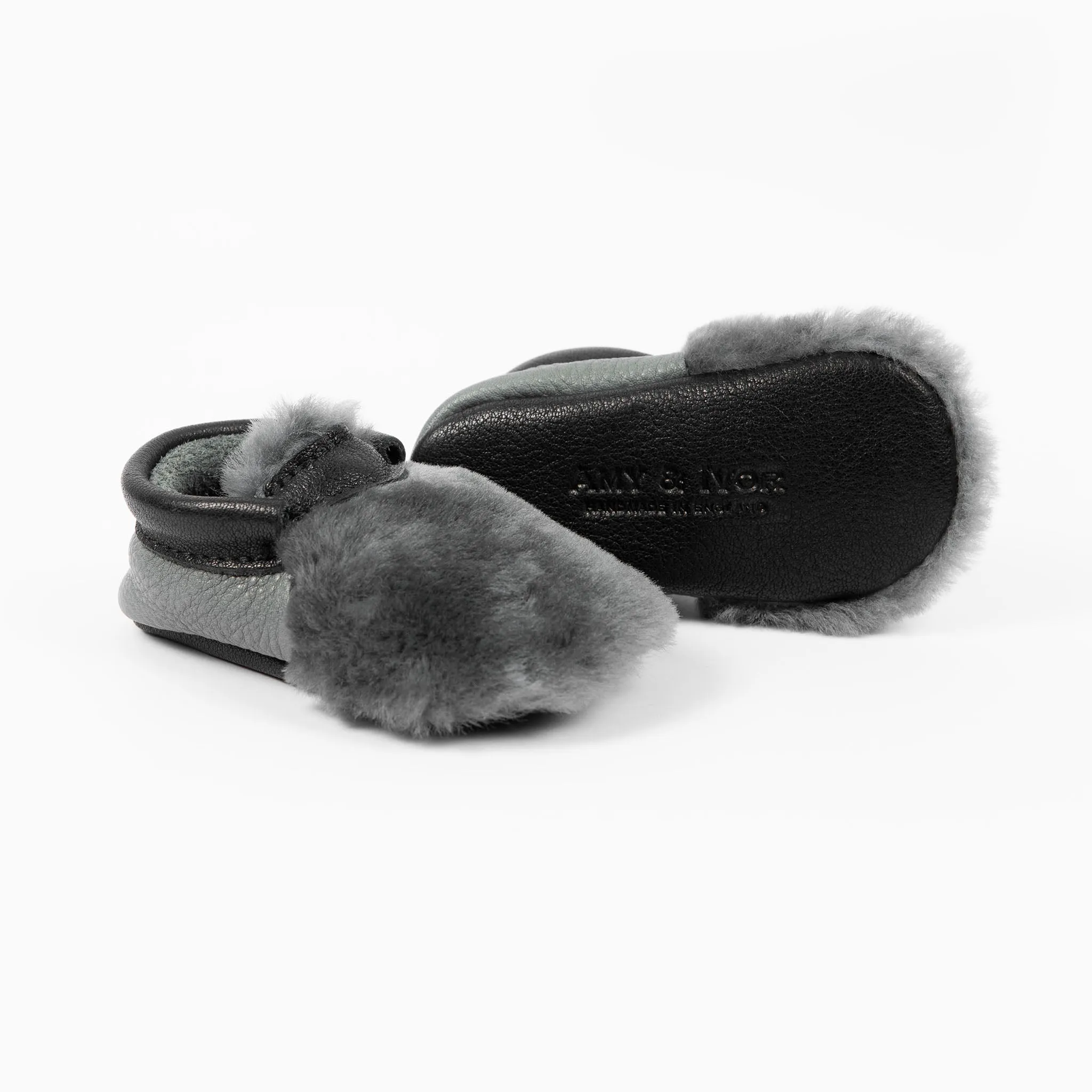 SLATE/BLACK YETI MOCCASINS