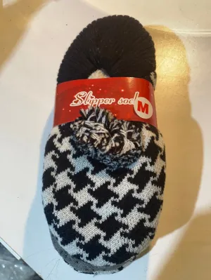 Snug Cozy Indoor Slippers With Fleece Lining Non Slip Bottom