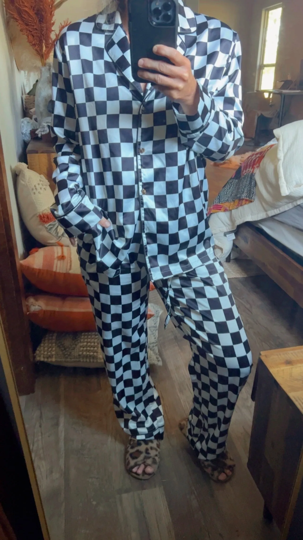 TH202 Black checkered PJ (OPEN SIZING)