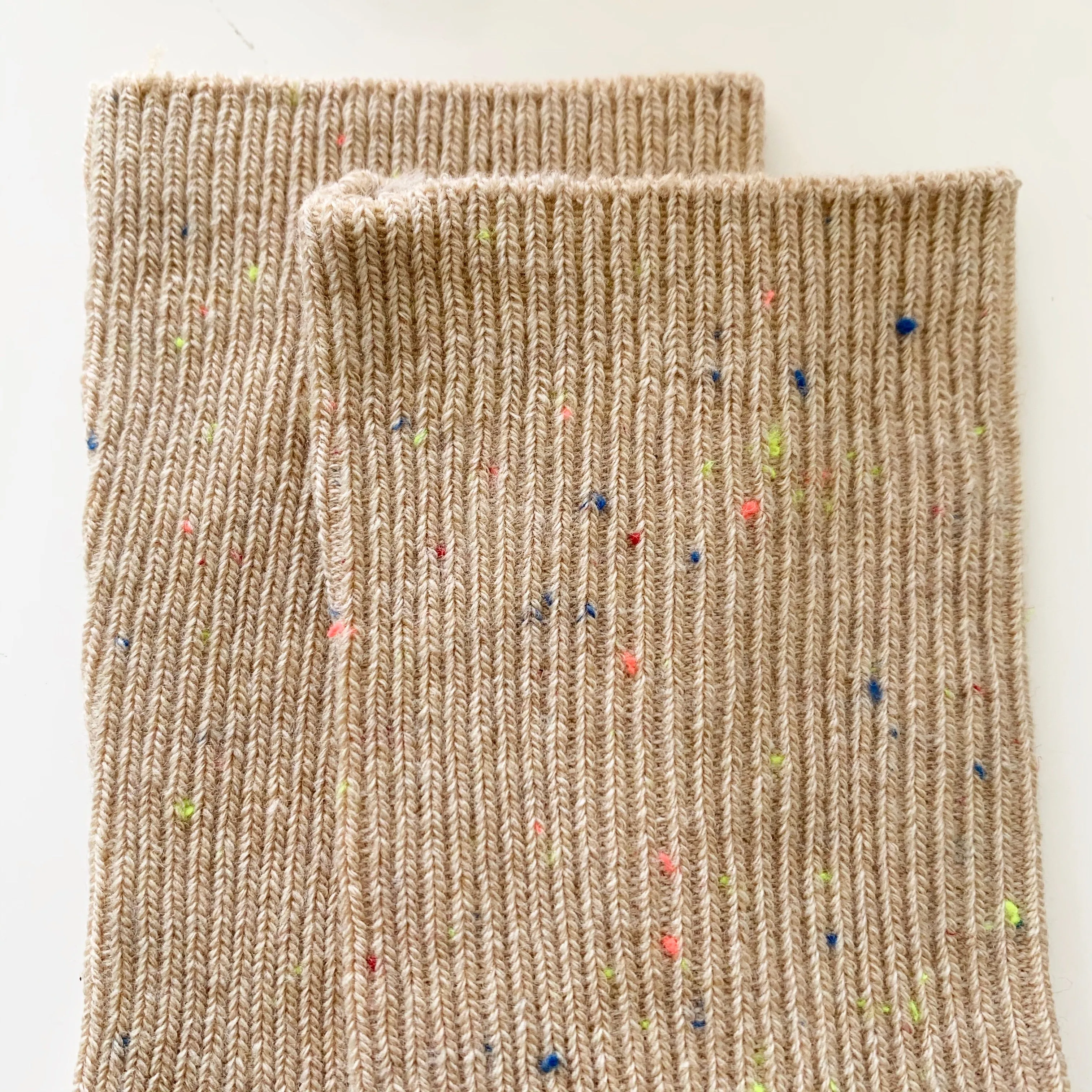 TINY TROVE SPRINKLE SOCKS TAN