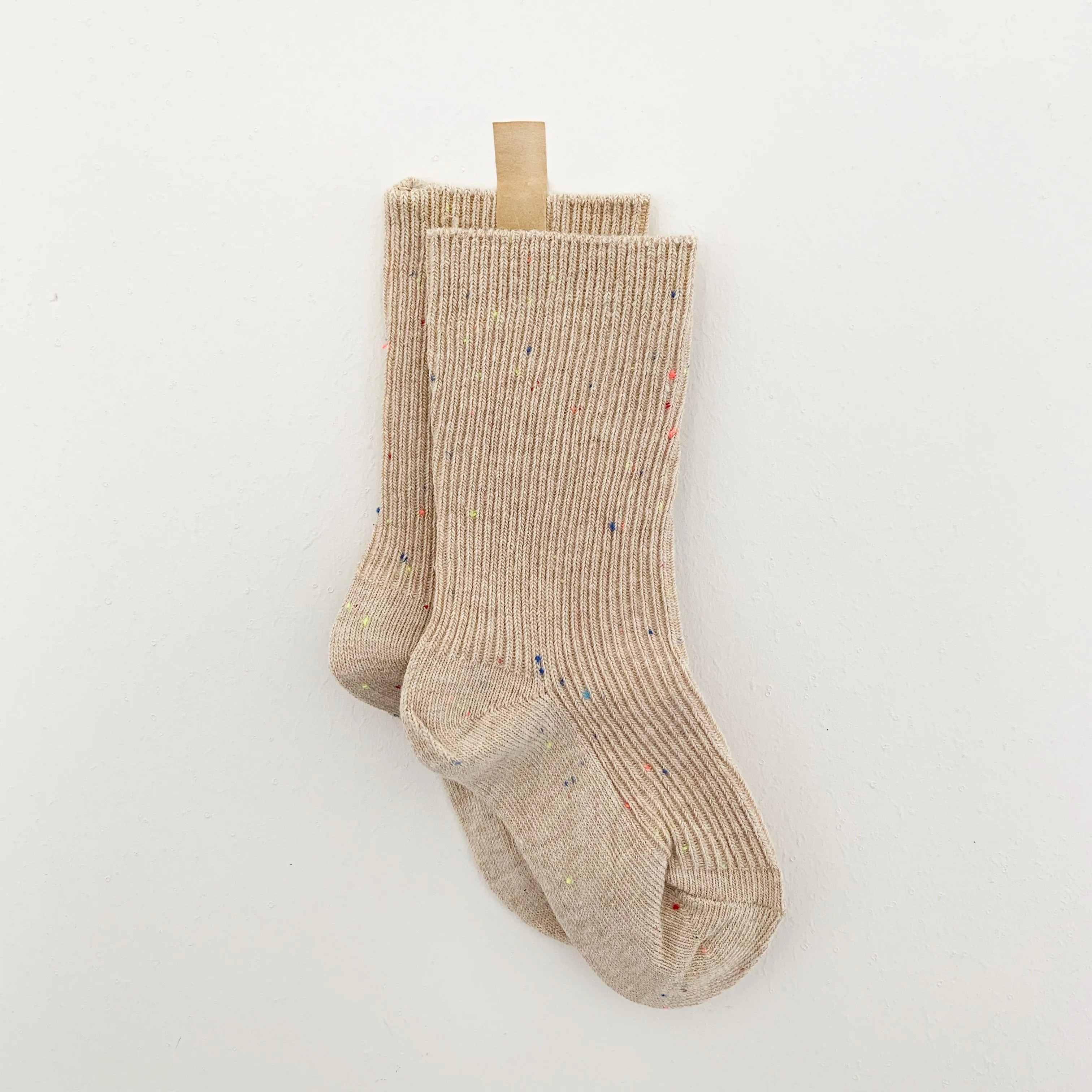 TINY TROVE SPRINKLE SOCKS TAN