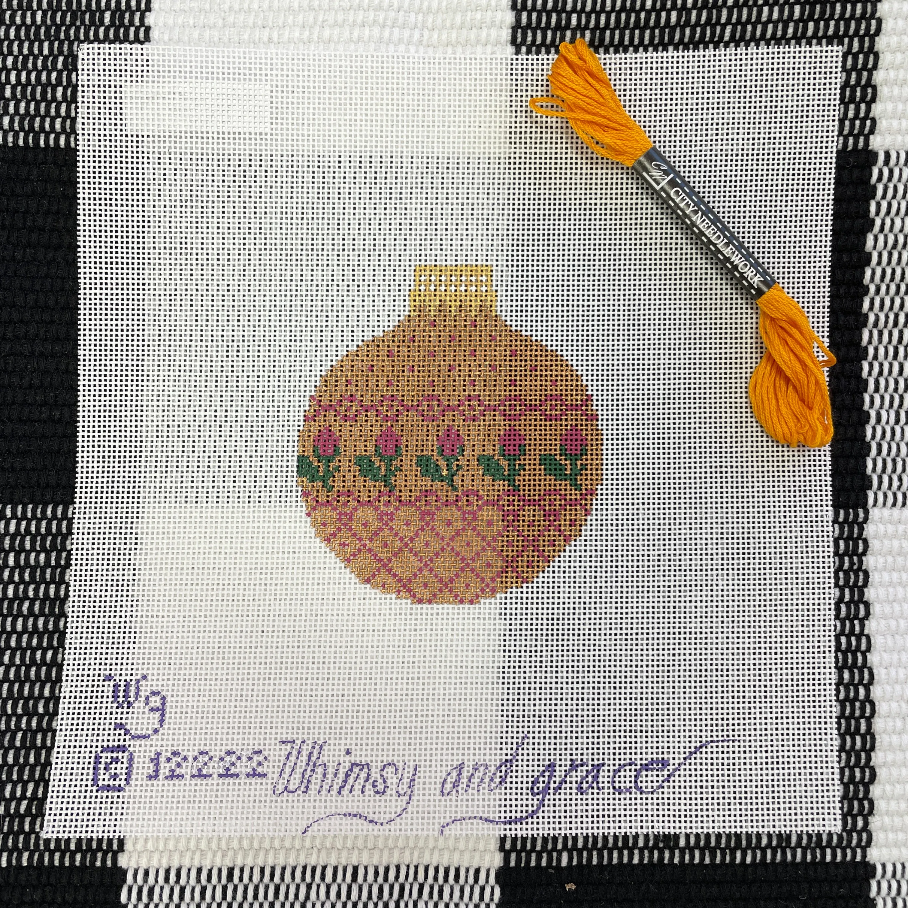 Wg12222 - Roses for Mary Reflection
