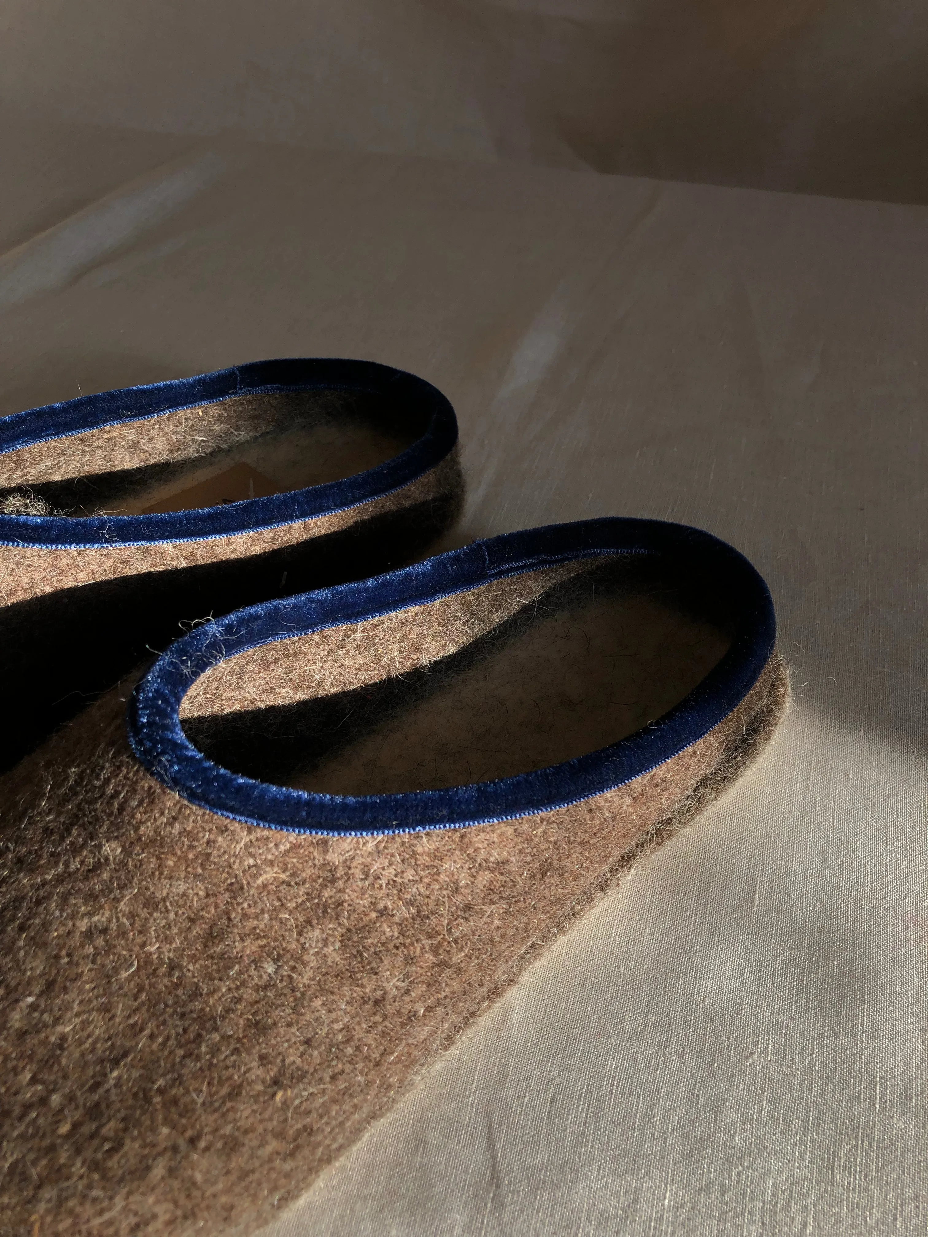 Wool Slippers - Brown W/Blue Velvet Trim